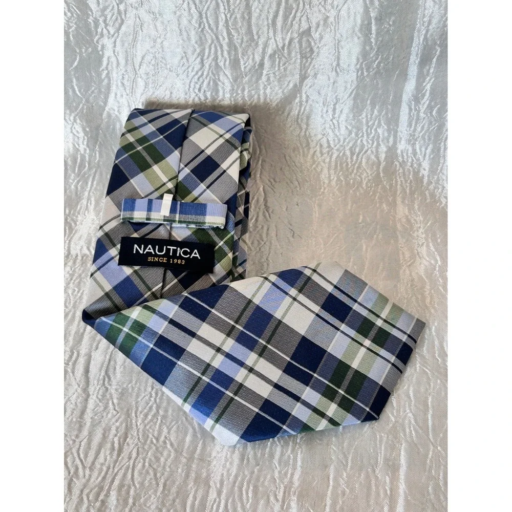 Nautica‎ Mens Blue Green White Plaid 100% Silk Necktie RN 121148